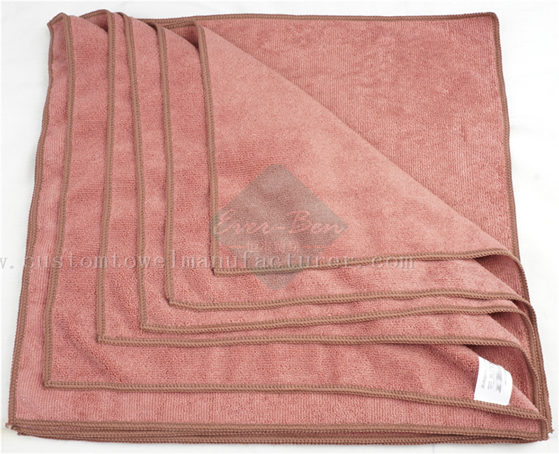 China Bulk Custom Beach Towel Manufacturer wholesale Bespoke Square microfiber beach towel Supplier